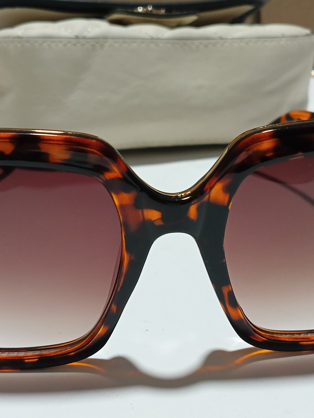 Margaret Josephs Women's Oversized Square Tortoise Shell Sunglasses Brown New - Picture 3 of 6